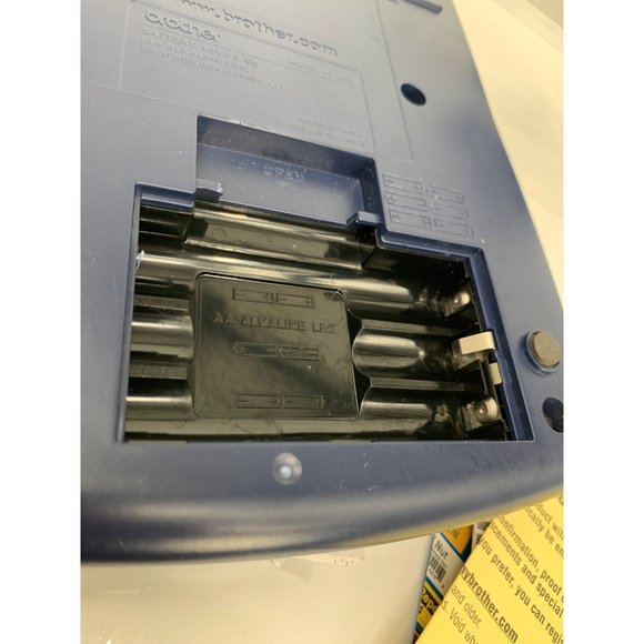 Brother P Touch Model PT-1880 2 Font Label Maker Tested with Labels - Picture 11 of 12